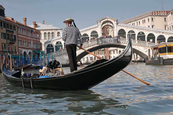Venice Private Tour for Families with Gondola Ride - Who this tour fits best (and who might feel bored)