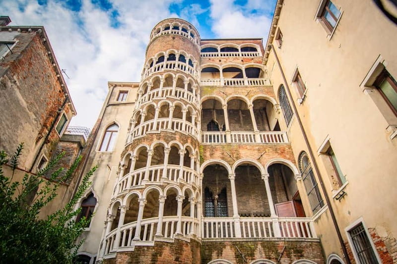 Venice: Private Walking Tour with Optional Gondola Ride - Optional Gondola Ride: 30 Minutes on the Canals