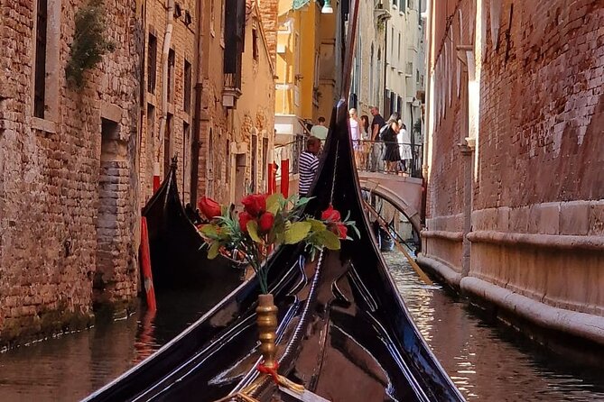 Venice Private Walking Tour - Rialto Bridge: the perfect first “Venice anchor”