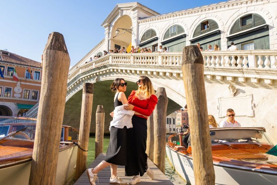 Venice: Professional Photoshoot at the Rialto Bridge - Key things to know before you go