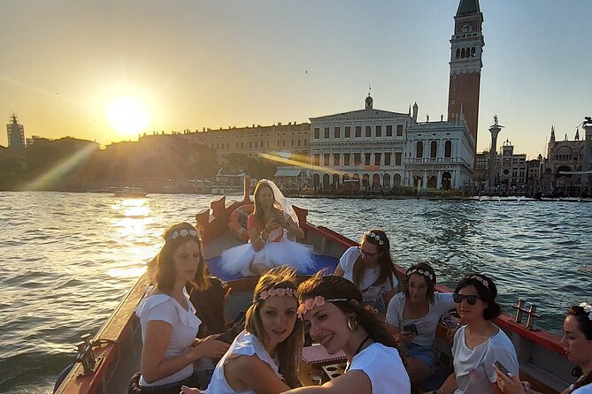 Venice: Relaxing Sunset Ride aboard old fishing boat - Where the ride starts at Hotel Metropole, Riva degli Schiavoni
