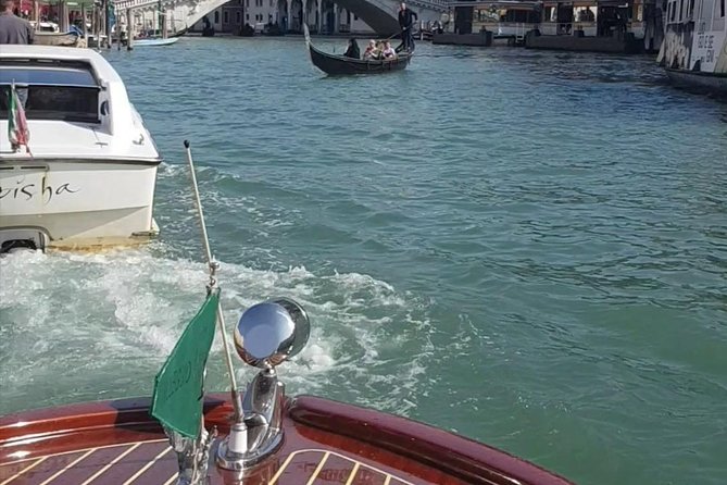 Venice S.Lucia Station to Venice Hotels or viceversa - Should you book it? My call based on the tradeoffs