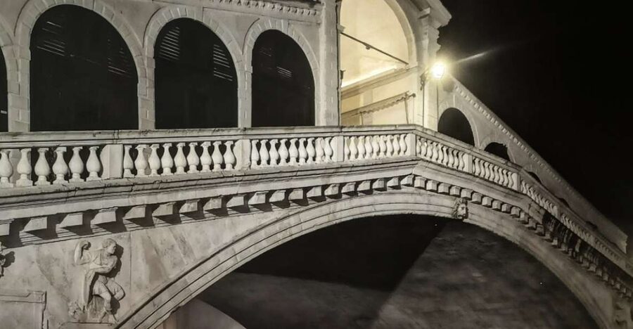 Venice: Saint Mark's Basilica Private Tour at Night - Key moments that make this night tour worth it