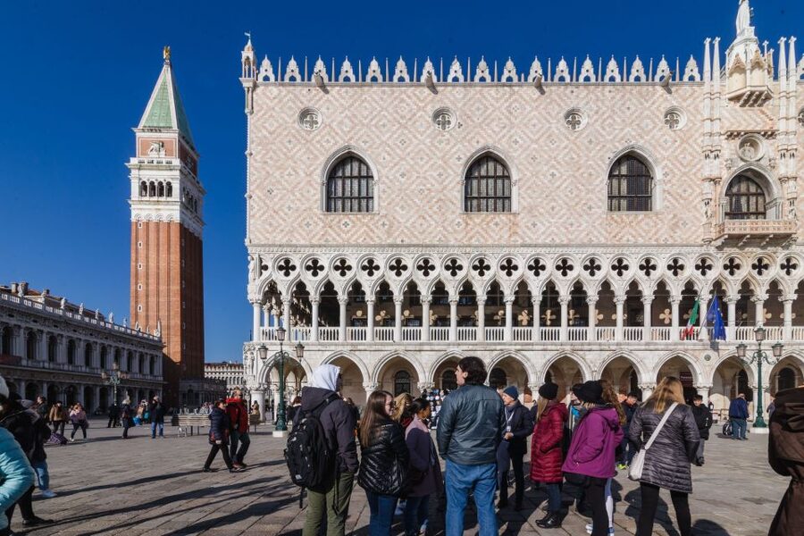 Venice: San Marco to Rialto Walk & Spritz Like a Local - The Bacaro Spritz: Where the City Lets You Exhale