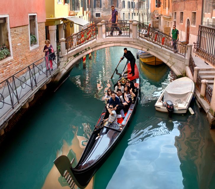 Venice: Shared Gondola Ride through the Lagoon City - San Moisè Church and the Narrow-Canal Feeling