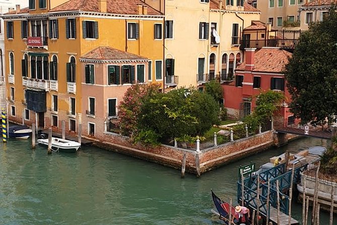 Venice Shore Excursion Private Tour - Meeting Your Guide at the Cruise Port and Getting to Piazzale Roma Fast