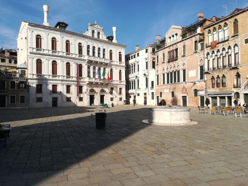 Venice: Sightseeing Tour with a Local expert - Getting Oriented at Campiello dei Squelini (and Why the Start Matters)