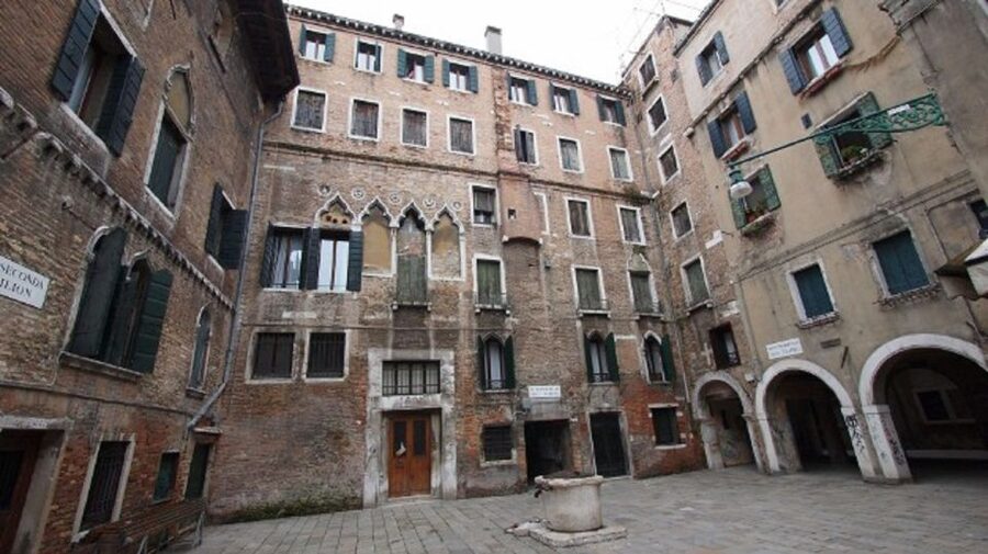 Venice: Sightseeing Tour with a Local expert - How the Local Expert Adds Value (Even on a Short Tour)