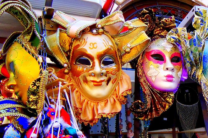 Venice Sightseeing Walking Tour for Kids and Families - Campo San Bartolomeo: Casanova-era vibes and art kids can point at