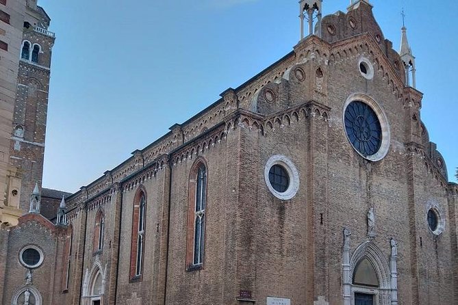 Venice Small Group Walking Tour of Most-Famous Sites &Attractions - Campiello dei Squelini Meeting Wall: Starting in Dorsoduro