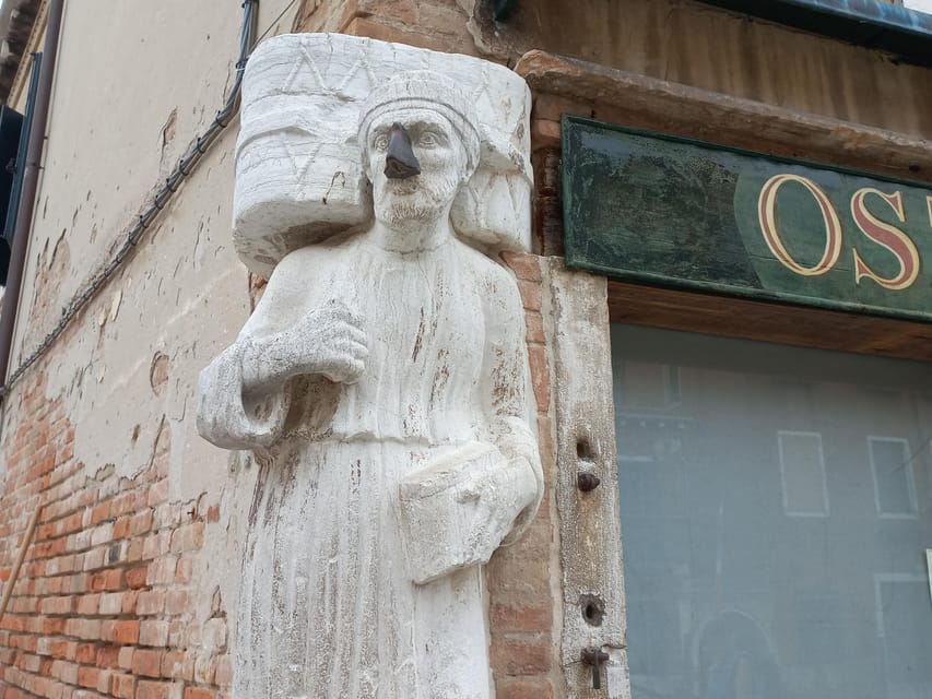 Venice Small-Group Walking Tour: Secrets & Hidden Gems - Why this 2.5-hour Venice walk feels different from the usual route