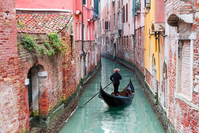 Venice Small Group Walking Tour with St. Mark's Basilica Terrace - St. Mark’s Basilica From the Outside: Ending in the Right Place