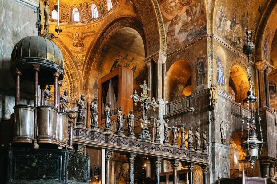 Venice: St. Mark's Basilica & Doge's Palace Tour with Ticket - What happens when Venice throws a curveball (Acqua Alta and closures)