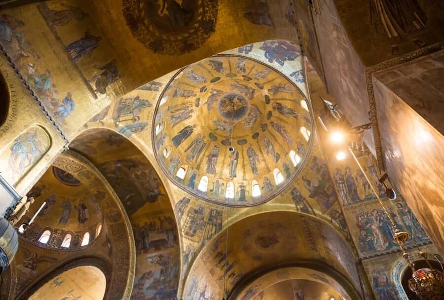 Venice: St Mark's Basilica Entry Ticket with Audio Guide App - Meet at Piazzetta dei Leoncini: the logistics that make or break it
