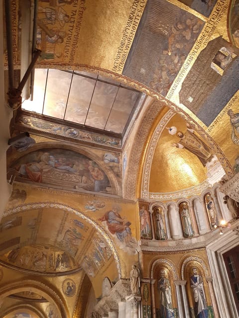 Venice: St. Mark’s Basilica Live Guided Tour - Language, audio, and group listening comfort