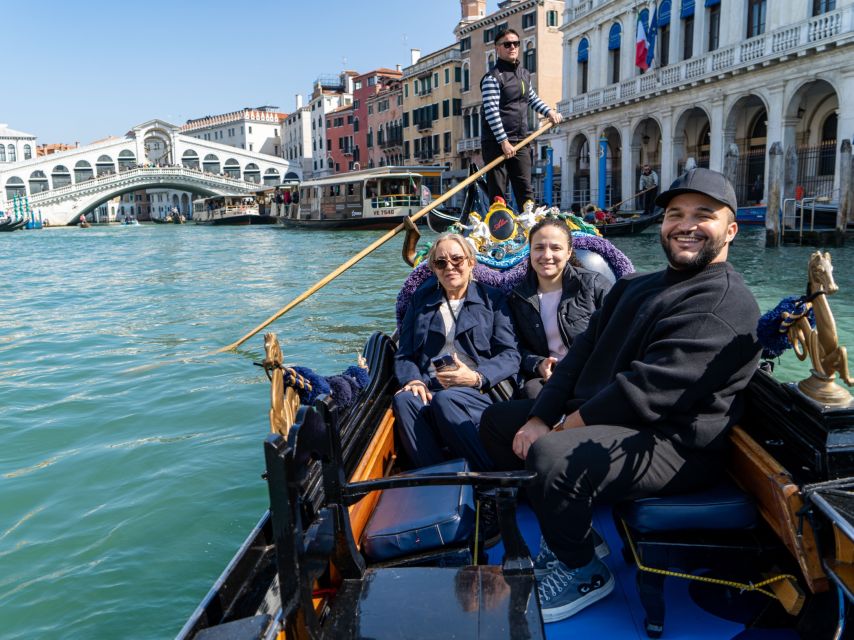 Venice: St. Mark's, Doge's Palace, Rialto, and Gondola Tour - Logistics, dress rules, and how to avoid stress