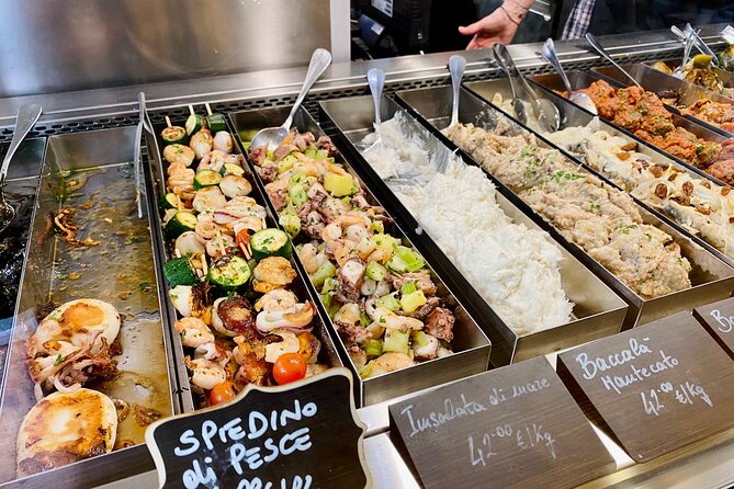 Venice Street Food Tour with Local Guide with Local Food Market Visit - Rialto Market: what you’ll notice right away