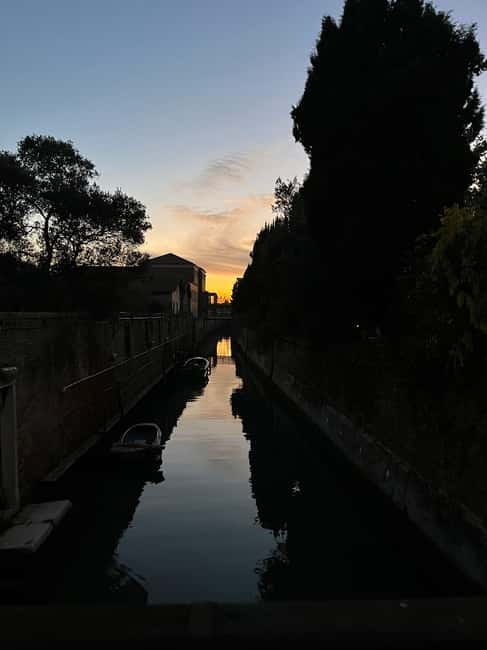 Venice: Sunrise Walking Tour with Espresso - Meeting at Caffè Florian: where the morning starts