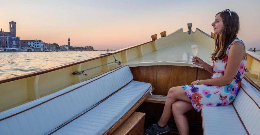 Venice: Sunset Cruise by Typical Venetian Boat - Getting to the boat: where you meet and what to notice