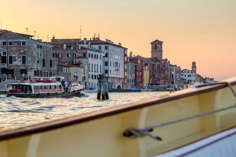 Venice: Sunset Cruise by Typical Venetian Boat - Near Giudecca and San Giorgio Maggiore: Prosecco plus the best views