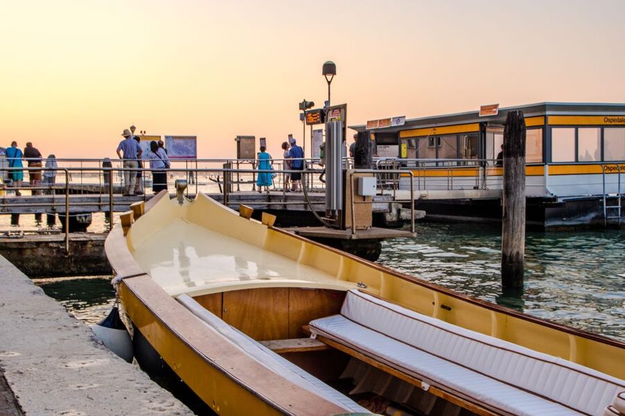 Venice: Sunset Cruise by Typical Venetian Boat - Sailing back through St. Elena and the Arsenale: the wrap-up phase
