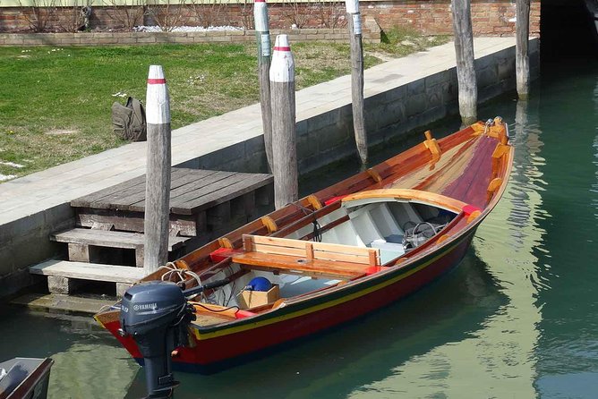 Venice Sunset Cruise by Typical Venetian Boat with Prosecco - St. Mark’s Square from the water: the famous piazza idea