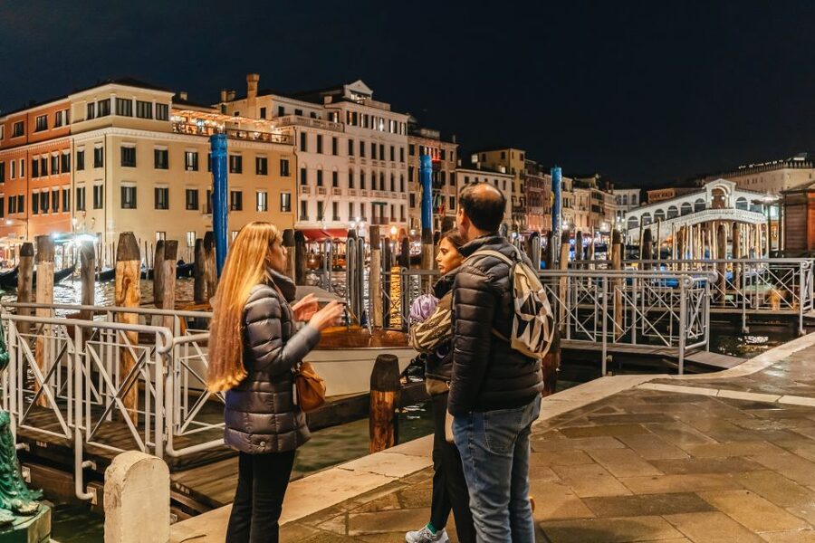 Venice: The Ghost & Legends Walking Tour - How scary is it, really? The tour’s tone