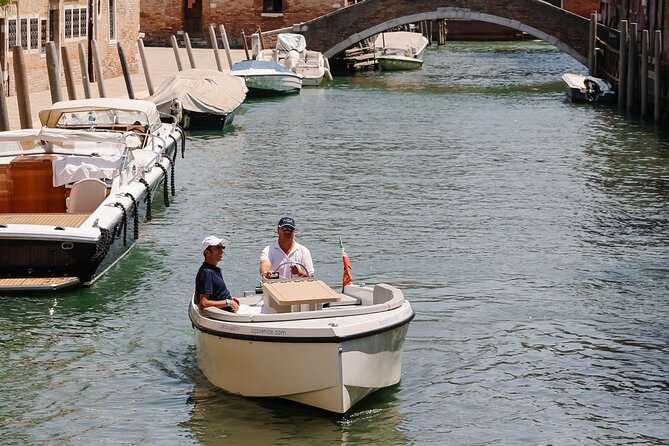 Venice: The Hidden Canals on an Electric Boat - The 90-Minute Route From Fondamenta Ognisanti Into Hidden Canals