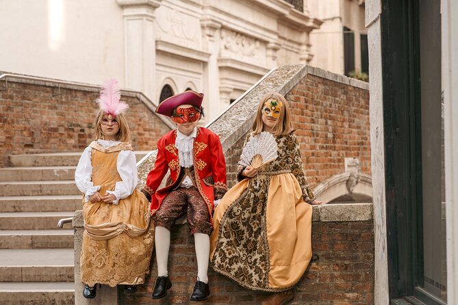 Venice: Tour and Photo Shoot with a Private Photographer. - Photo delivery, editing style, and choosing the right package