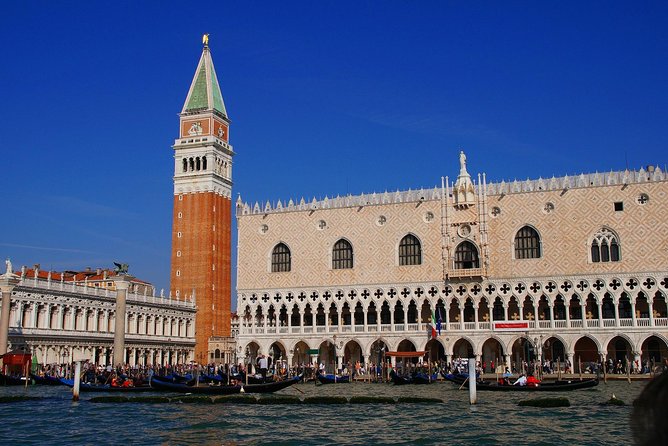 Venice Tour by High-Speed train from Florence - Stop 6: Scala Contarini del Bovolo, the snail staircase most people miss