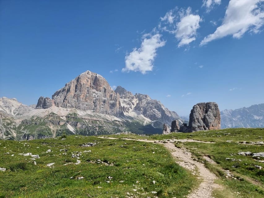 VENICE : Tour of Dolomites Unesco - Trekking to Sorapis Lake from Passo Tre Croci: a 3-hour high-altitude reset