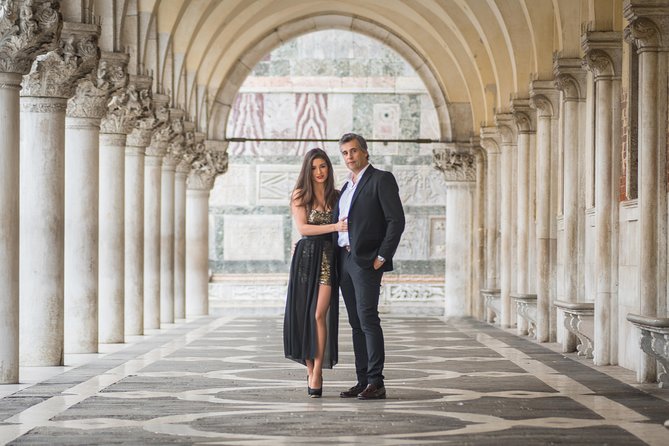 Venice VIP Photo Session in Venice - Timing, weather, and the €5 access fee note