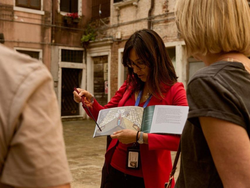 Venice: Vip Semi-Private Walking Tour with Gondola Ride - The Bridge of Sighs: Why One Photo Stop Actually Matters