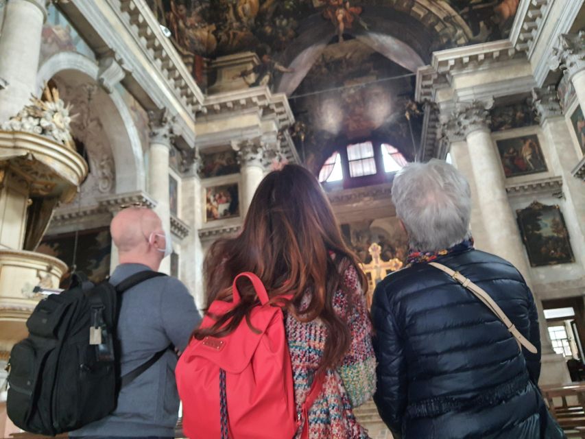 Venice: Walking Guided Tour of the City Must-See Sites - San Polo and the Rialto Approach: Learning the City’s Grid