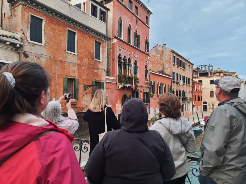 Venice: Walking Guided Tour of the City Must-See Sites - Basilica de’ Frari From the Outside: Art and Influence Without the Line