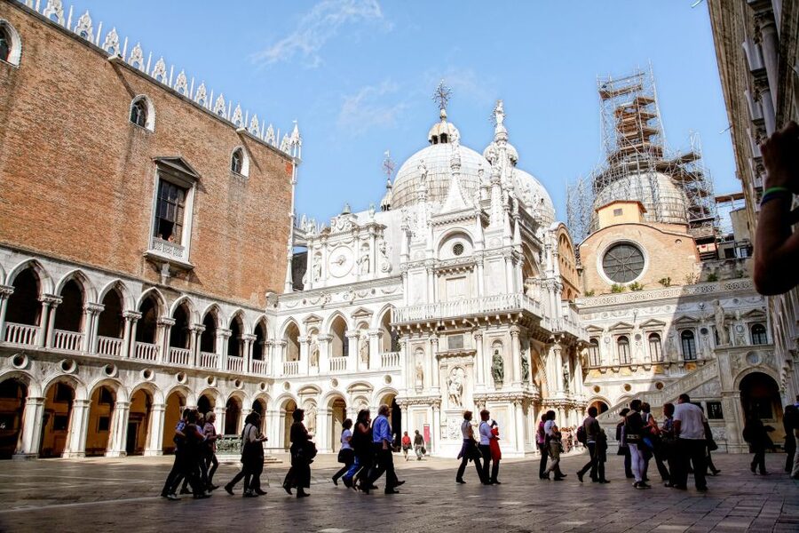 Venice: Walking tour, Doge Palace, & St. Mark's Basilica - Key Things You’ll Notice on This Venice Tour