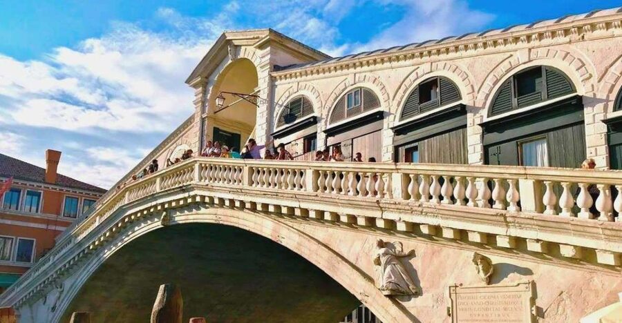 Venice Walking Tour from St. Mark's to Rialto Bridge - Where the Tour Starts: Calle Larga de l’Ascension by the Correr Museum