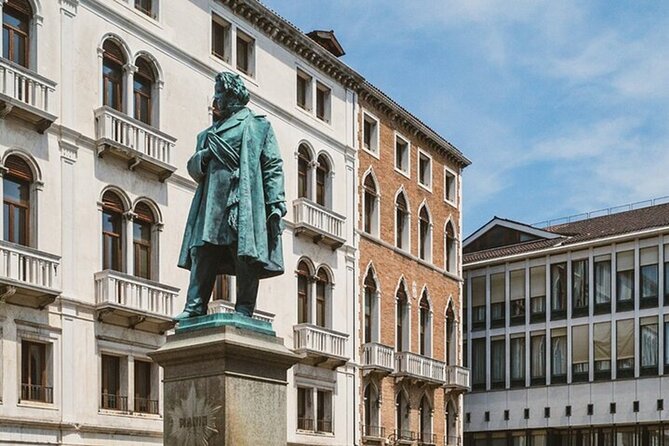 Venice Walking Tour with Gondola Ride Experience - The most famous theatre and a standout church: classic landmarks, paced well