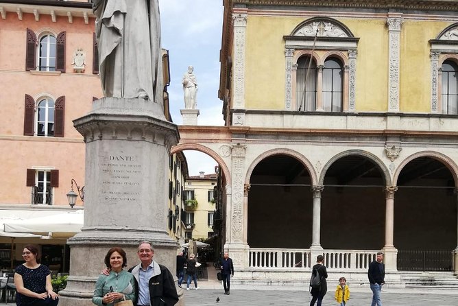 Verona City Sightseeing Walking Tour of Must-See Sites with Local Guide - How the 2-Hour Pace Feels (and How to Not Miss Anything)