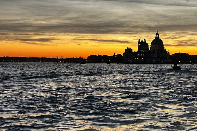 WarmVenice Private Boat Tour between Canals and Venice Lagoon - Should you book this WarmVenice private boat tour?