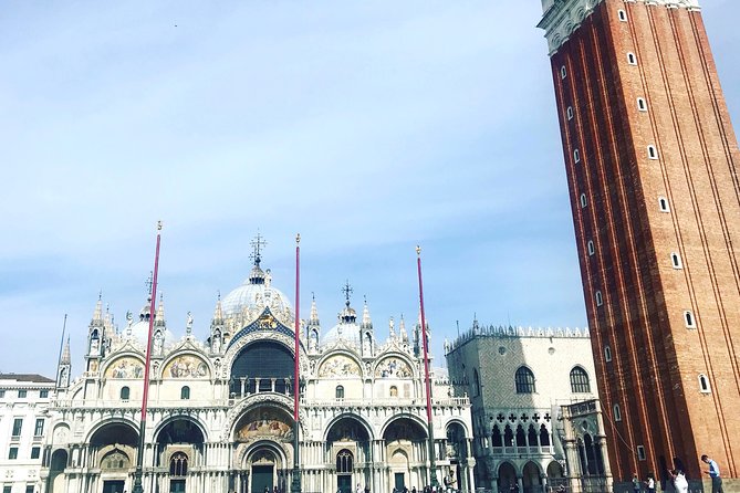 Welcome! Venice Sightseeing kickstart Tour with local guide, small group - Stop 2: San Polo basics that make navigation easier