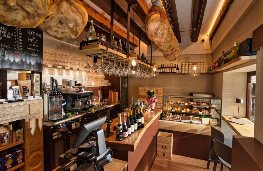 Wine Tasting with Local Food Board Pairing in Venice - The cheese and cured meat board: pairing that actually makes sense