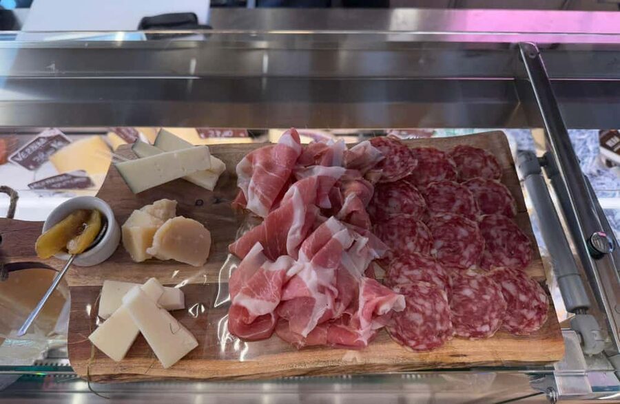 Wine Tasting with Local Food Board Pairing in Venice - Why a $63 tasting can be good value in Venice