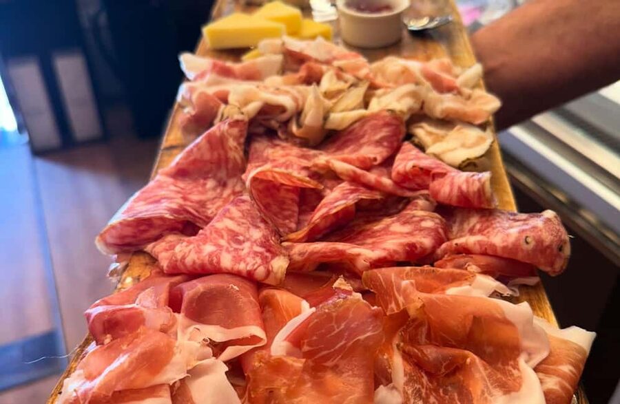 Wine Tasting with Local Food Board Pairing in Venice - Should you book this Venice wine and food pairing?