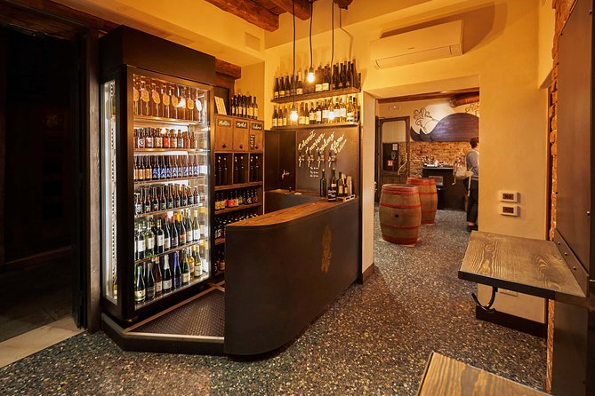 Your Evening in Venice: Aperitif & Lifestyle - Pace, Language, and Weather: What You Should Prepare For